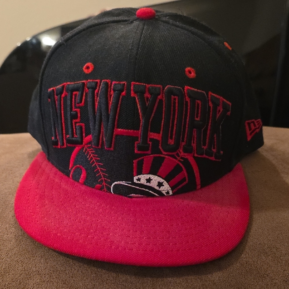 New York Black and Red Cap